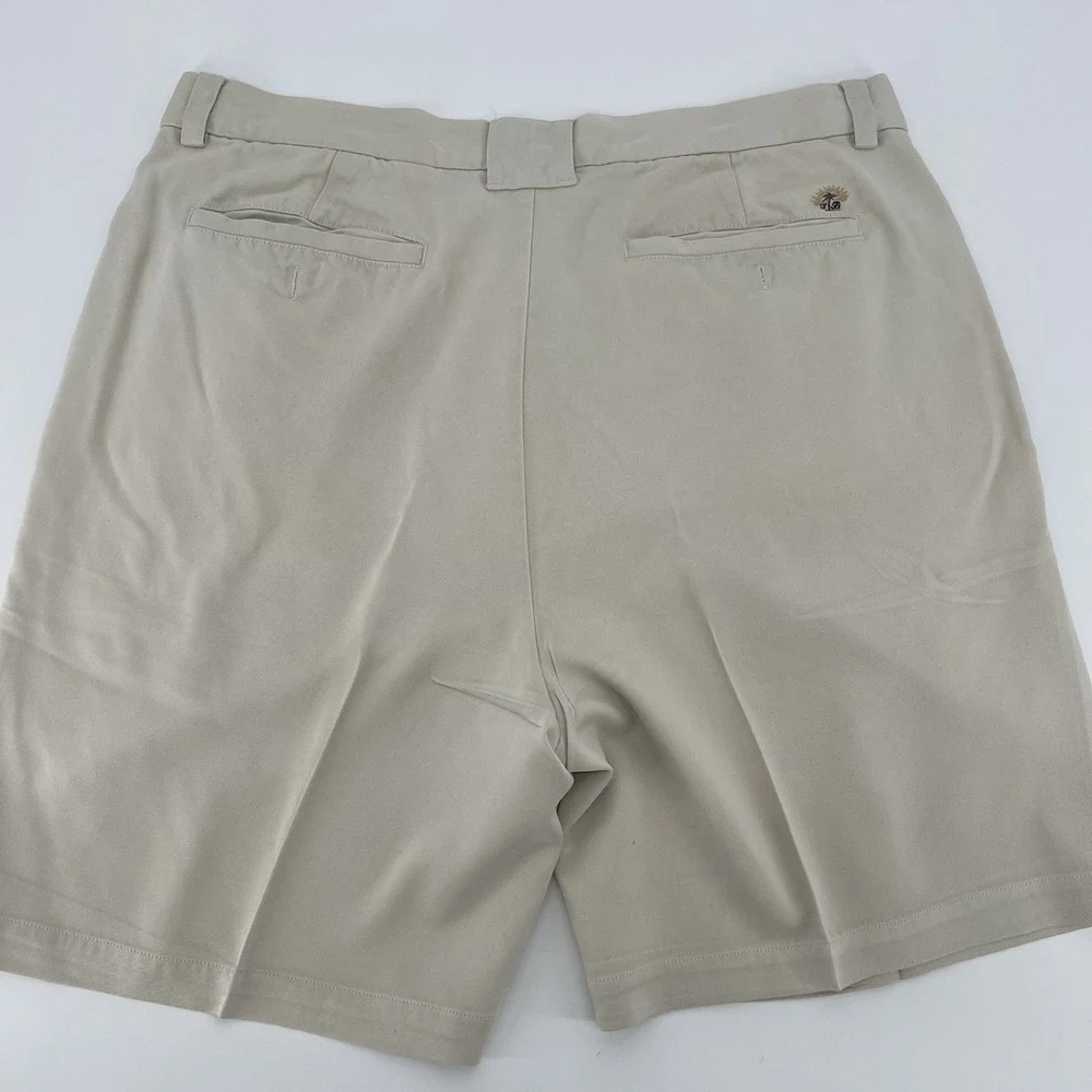 Mens Off White Tommy Bahama Shorts Relax Fit sz 35